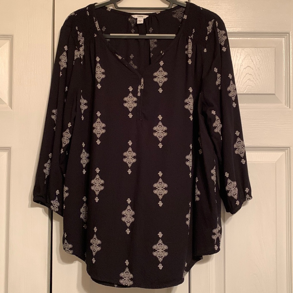 Sonoma, beautiful blouse black and white pattern, X large, EUC